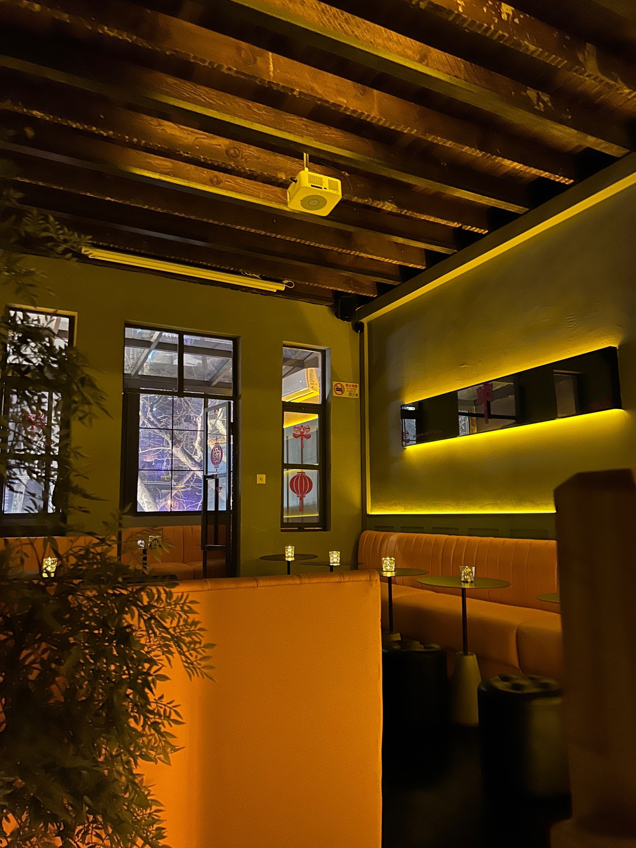 淄博商务ktv中低端区别解析-淄川区ktv预订